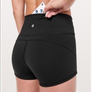 lululemon align shorts 2.5"
